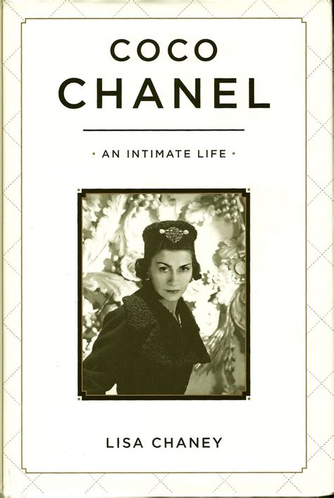 the woman who reads chanel book|Book .